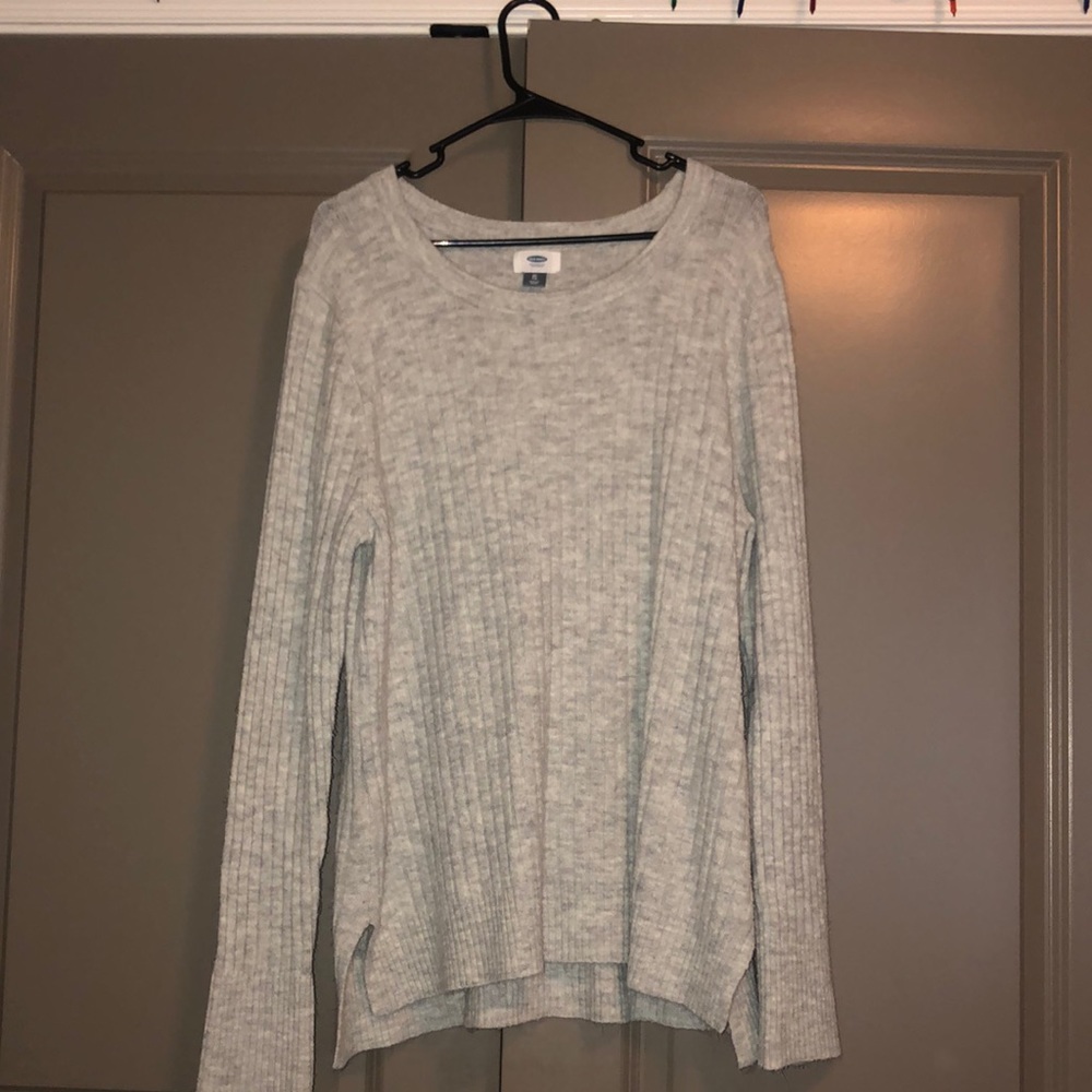 Grey Old Navy sweater